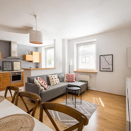 Praga Poludnie Spacious Apartment Warsaw Exterior photo